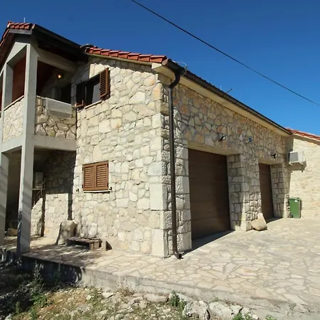펜션 Family Friendly House With A Swimming Pool Lovinac, Novigrad - 18668 Policnik