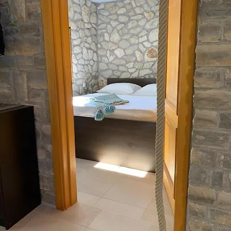 펜션 Family Friendly House With A Swimming Pool Lovinac, Novigrad - 18668