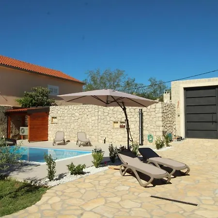 Family Friendly House With A Swimming Pool Lovinac, Novigrad - 18668 *