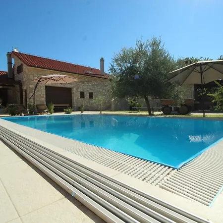 Family Friendly House With A Swimming Pool Lovinac, Novigrad - 18668 *